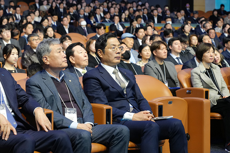 Ŭ���Ͻø� ����ũ���� �̹����� �������ϴ�